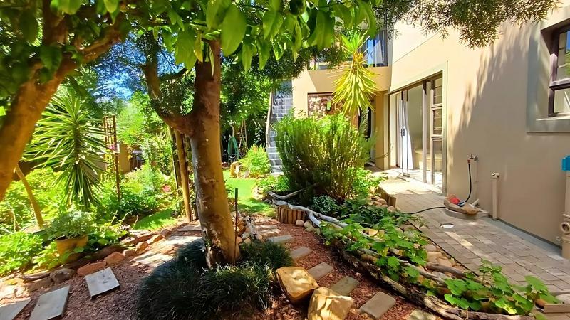 4 Bedroom Property for Sale in Monte Christo Western Cape